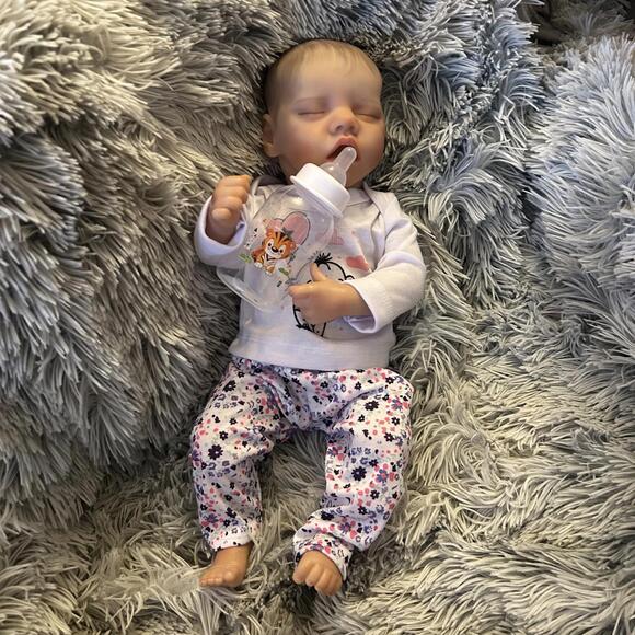 Reborn Soft Full Silicone Vinyl Baby Girl & Accessories (NEW) - Picture 5 of 11